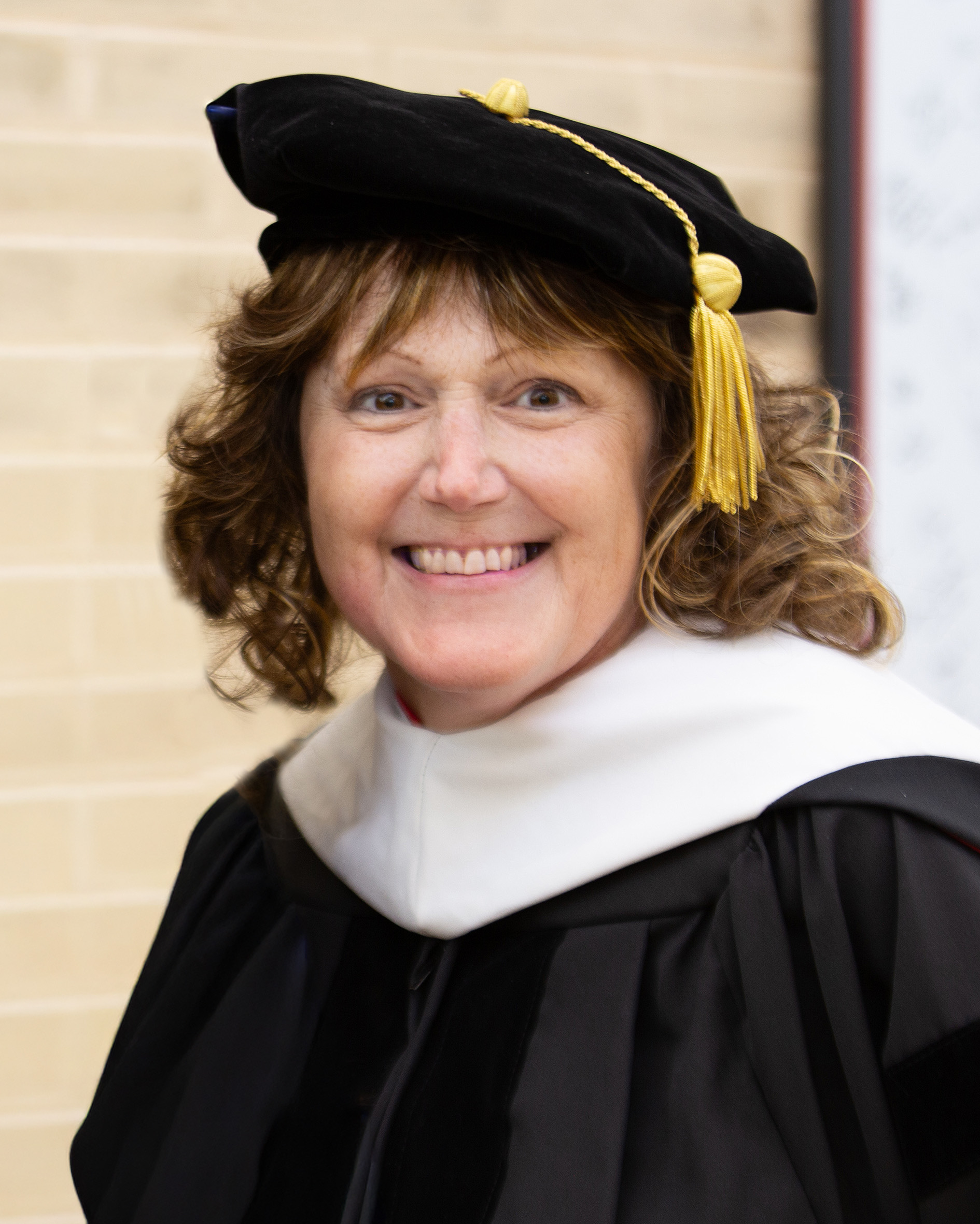 Public headshot, Dr Terry Kasecamp